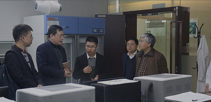 清華大學化工系生物育種技術與裝備團隊在《核酸研究》發表文章揭示原核微生物中sgRNA錯配效應對dCas9結合活性的影響機制